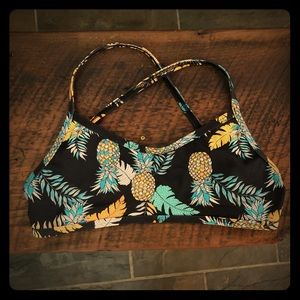 Jolyn “Adrian” bikini top (M)